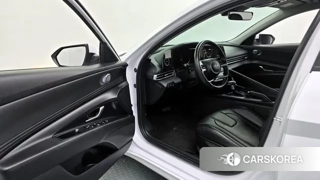 Hyundai Avante (CN7) 2021 Белый из Кореи, фото 2