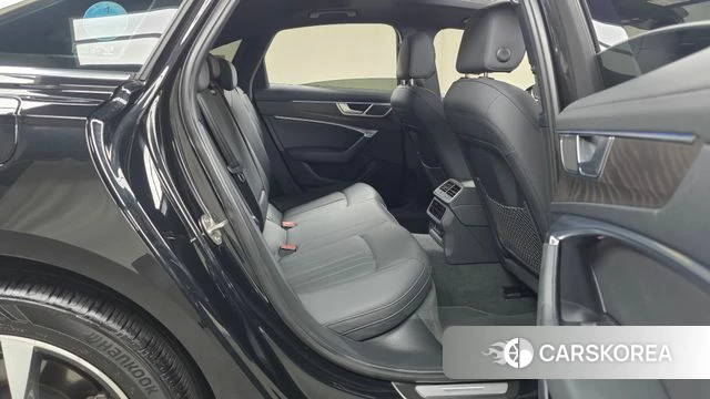 Audi A6 (C8) 2021 Черный из Кореи, фото 2