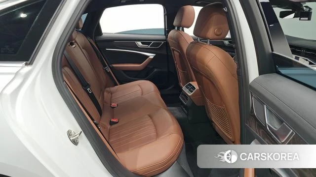 Audi A6 (C8) 2021 Белый из Кореи, фото 2