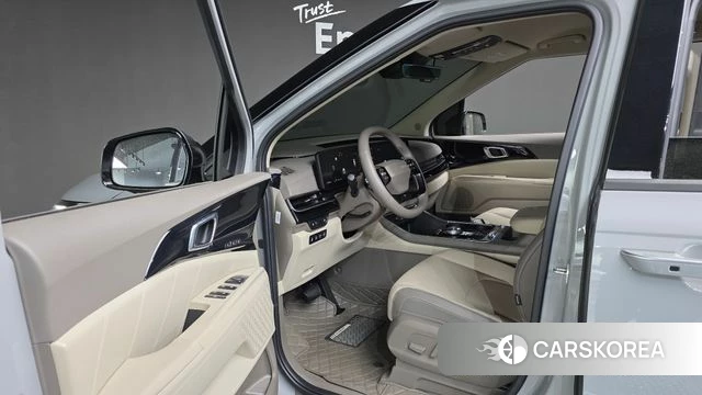 Kia The New Carnival 4th Generation 2025 Серый из Кореи, фото 2