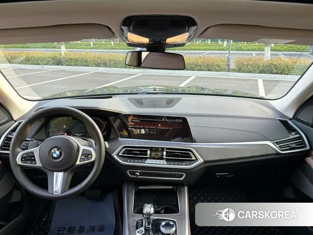 BMW X5 (imported) 2021 Черный из Китая, фото 2