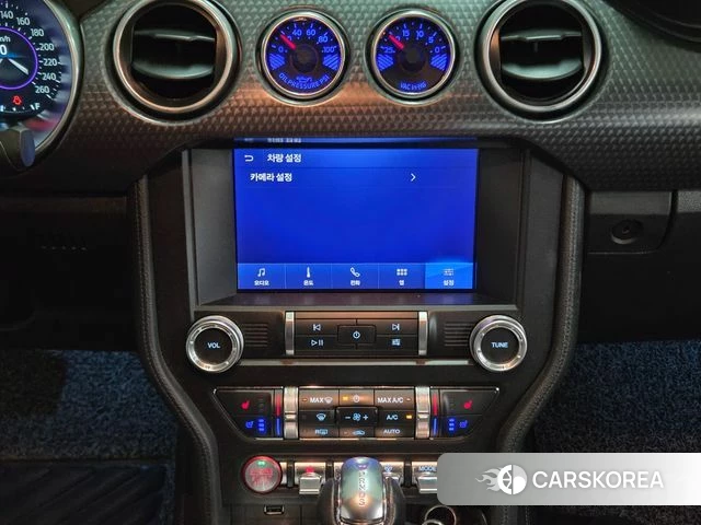 Ford Mustang 2022 Белый из Кореи, фото 2
