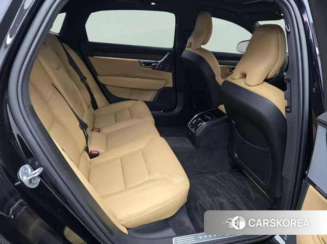 Volvo S90 2024 Черный из Кореи, фото 2