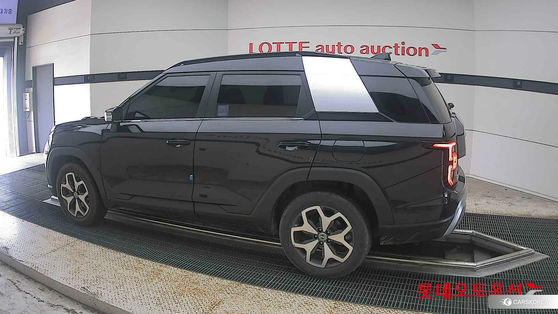 SsangYong Torres 2023 Spaceblack из Кореи, фото 2