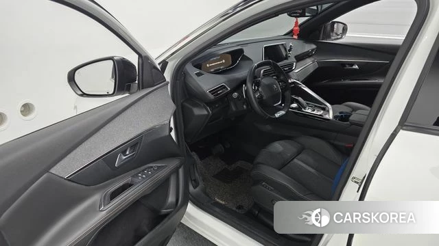 Peugeot 3008 second generation 2020 Белый из Кореи, фото 2