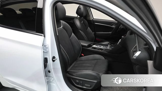 Genesis G70 2018 Белый из Кореи, фото 2