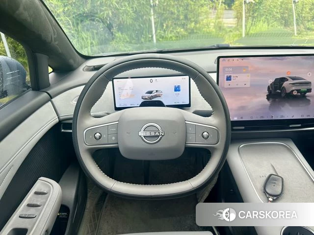 Nissan N7 2025 Серебристо-серый из Китая, фото 2