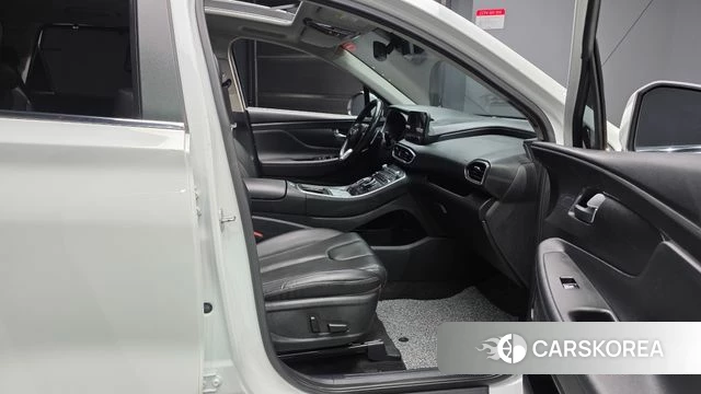 Hyundai The New Santa Fe 2021 Белый из Кореи, фото 2