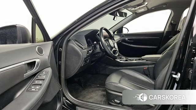 Hyundai Sonata (DN8) 2021 Черный из Кореи, фото 2