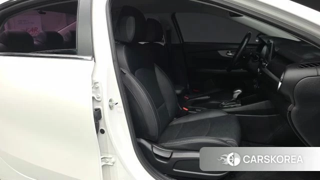 Kia Come New K3 2019 Белый из Кореи, фото 2