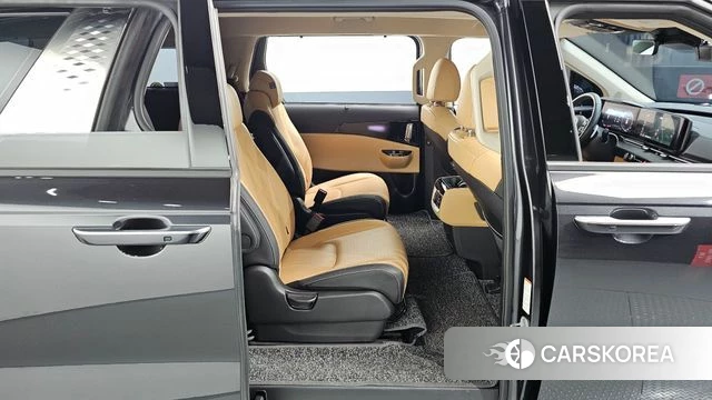 Kia Carnival 4th generation 2023 Серый из Кореи, фото 2