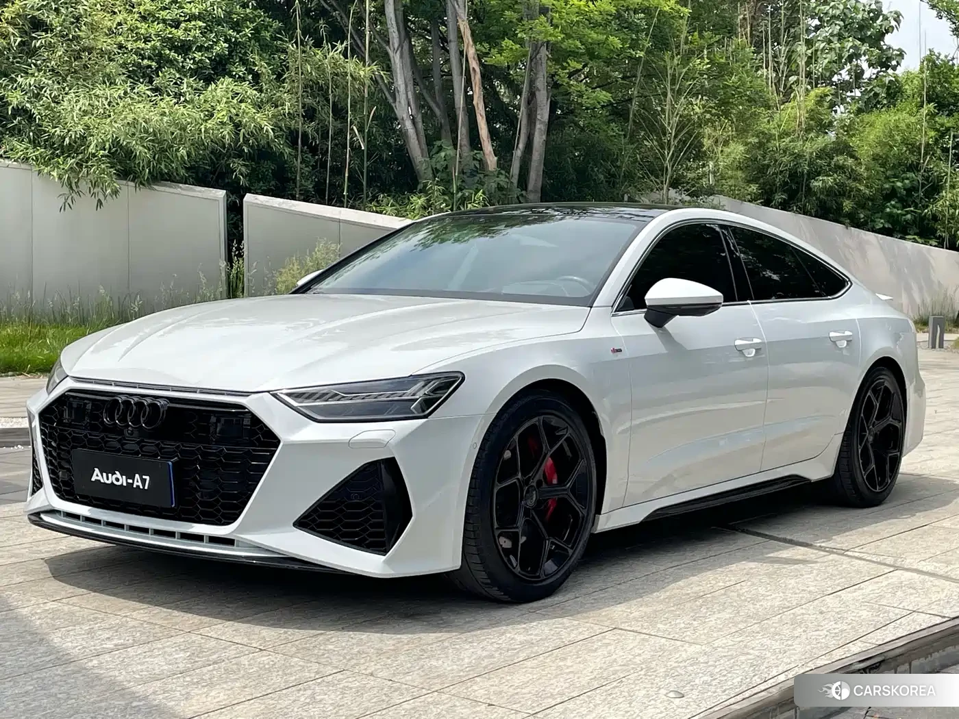 Audi A7 2025 Белый из Китая, фото 2