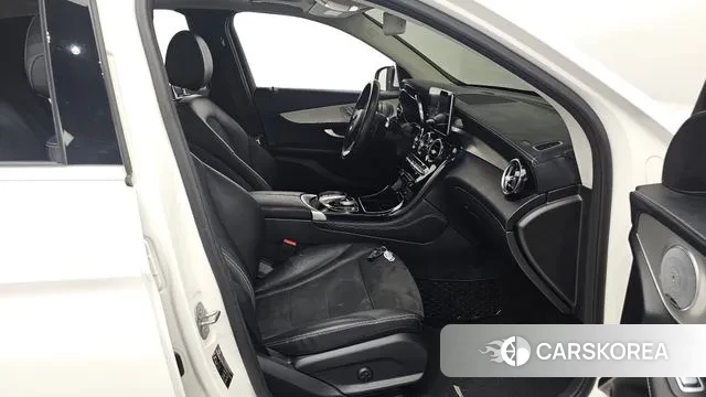 Mercedes-Benz GLC-Class X253 2018 Белый из Кореи, фото 2