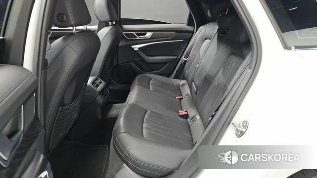 Audi A6 (C8) 2023 Белый из Кореи, фото 2