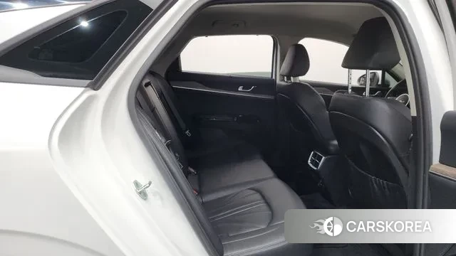 Kia K5 3rd generation 2022 Белый из Кореи, фото 2