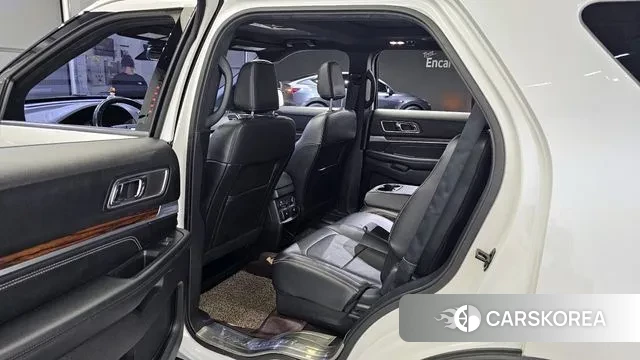 Ford Explorer 2019 Белый из Кореи, фото 2