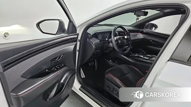 Hyundai Tucson (NX4) 2021 Белый из Кореи, фото 2