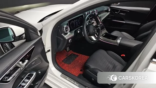 Mercedes-Benz C-Class W206 2023 Белый из Кореи, фото 2