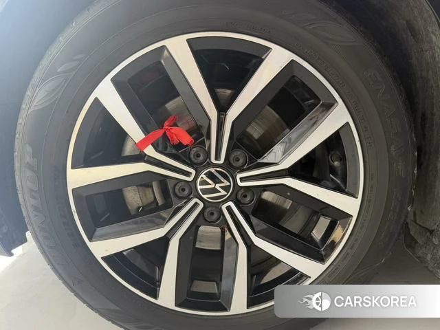 Volkswagen Magotan 2023 Черный из Китая, фото 2