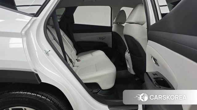 Hyundai The New Tucson Hybrid (NX4) 2025 Белый из Кореи, фото 2