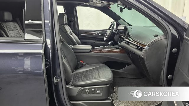 Cadillac Escalade 5th Generation 2022 Серый из Кореи, фото 2