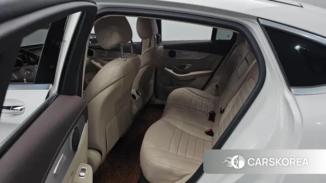 Mercedes-Benz GLC-Class X253 2018 Белый из Кореи, фото 2
