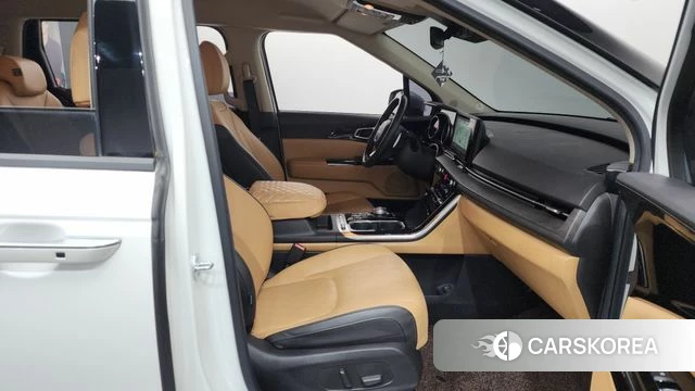 Kia Carnival 4th generation 2022 Белый из Кореи, фото 2