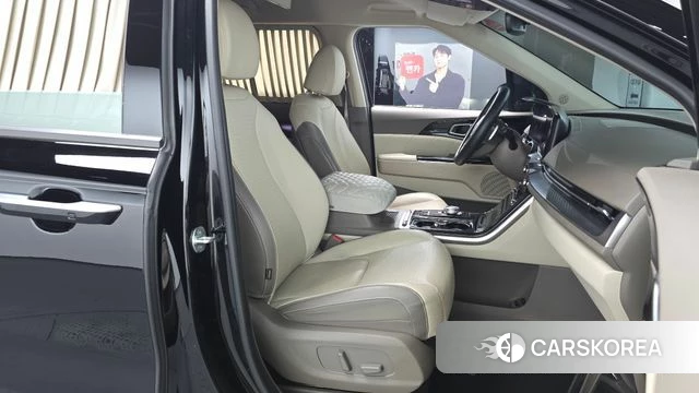 Kia Carnival 4th generation 2021 Черный из Кореи, фото 2