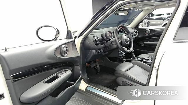 Mini Cooper Clubman 2018 Жемчужный цвет из Кореи, фото 2