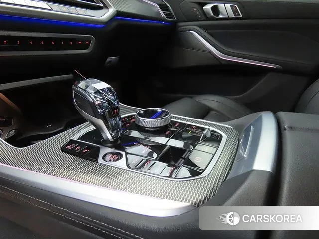 BMW X5 (G05) 2021 Черный из Кореи, фото 2