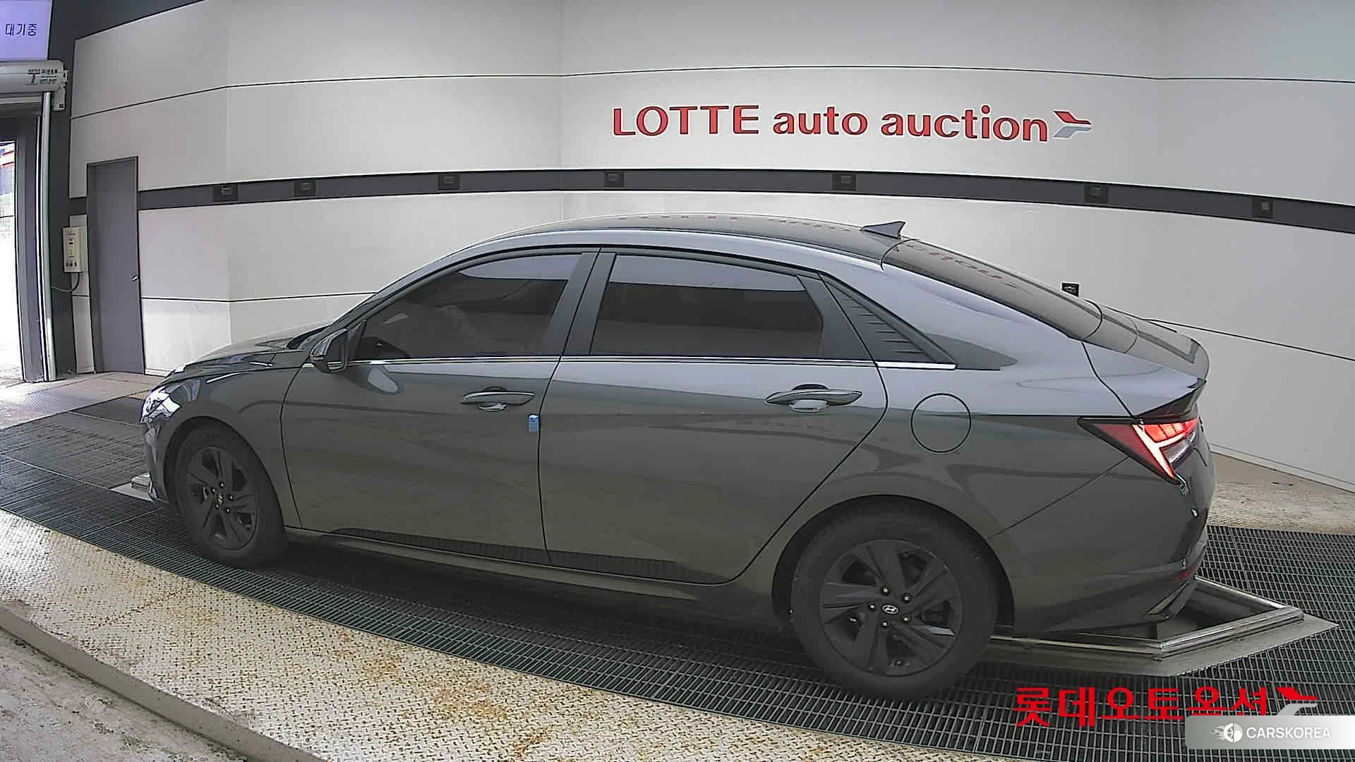 Hyundai Avante Hybrid 2021 Amazon Gray из Кореи, фото 2
