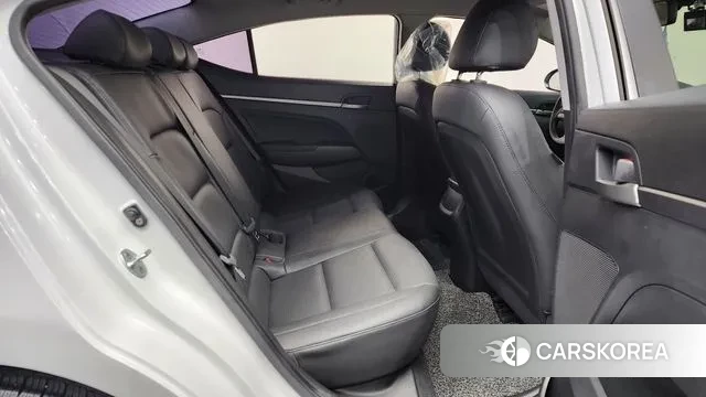 Hyundai Avante AD 2018 Белый из Кореи, фото 2