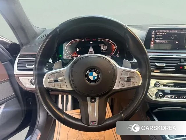 BMW 7 Series (G11) 2021 Черный из Кореи, фото 2