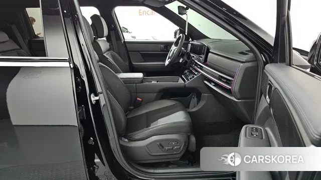 Hyundai Santa Fe (MX5) 2025 Черный из Кореи, фото 2