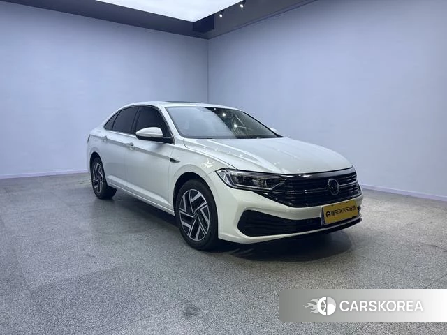 Volkswagen Sagitar 2023 Белый из Китая, фото 2