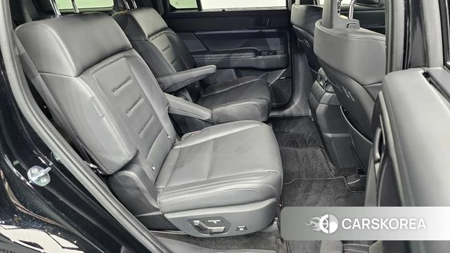 Hyundai Santa Fe (MX5) 2024 Черный из Кореи, фото 2
