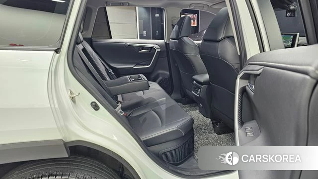 Toyota RAV4 5th Generation 2024 Белый из Кореи, фото 2
