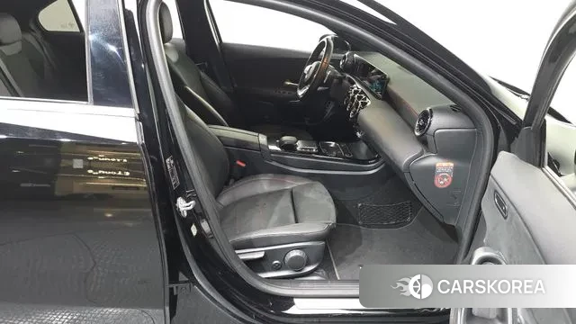 Mercedes-Benz A-Class W177 2020 Черный из Кореи, фото 2