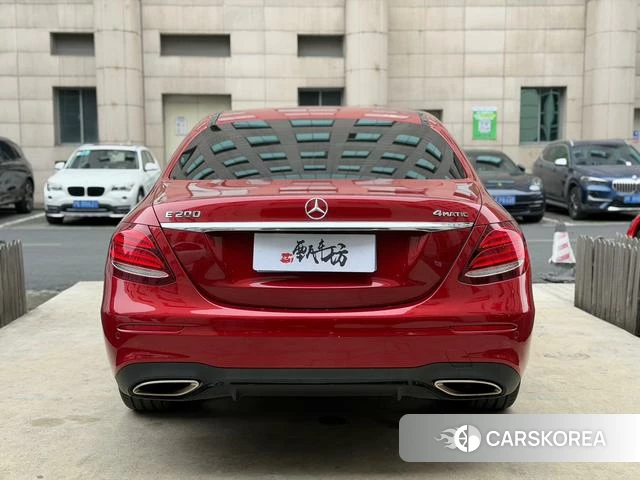 Mercedes-Benz E-class 2018 Красный из Китая, фото 2