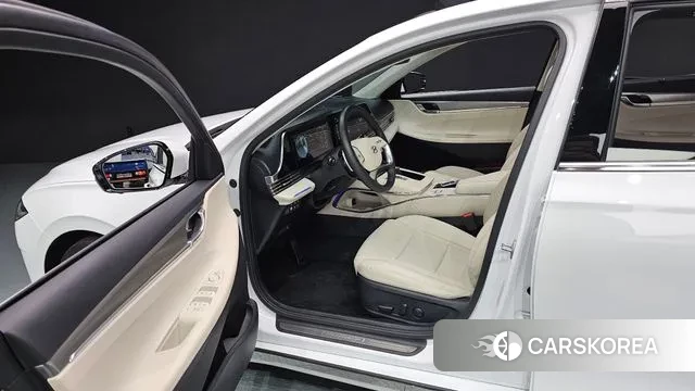 Hyundai The New Grandeur IG 2022 Белый из Кореи, фото 2