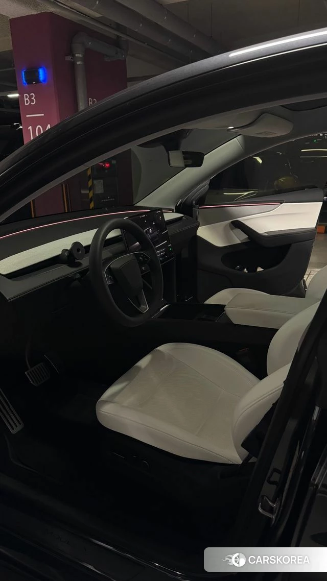 Tesla Model Y 2025 Серый из Кореи, фото 2