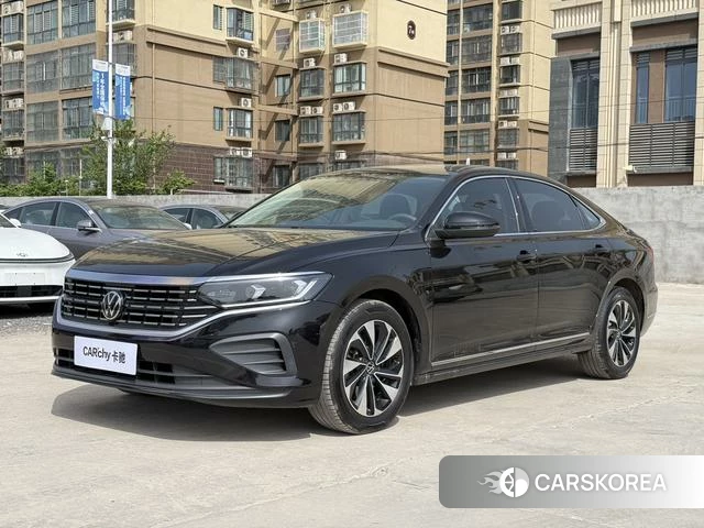 Volkswagen Passat 2025 Черный из Китая, фото 2