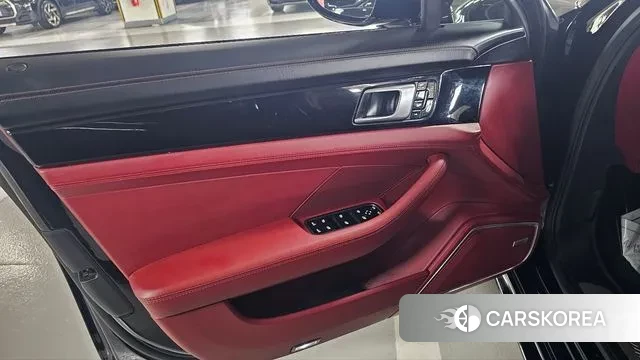 Porsche Panamera (971) 2019 Черный из Кореи, фото 2