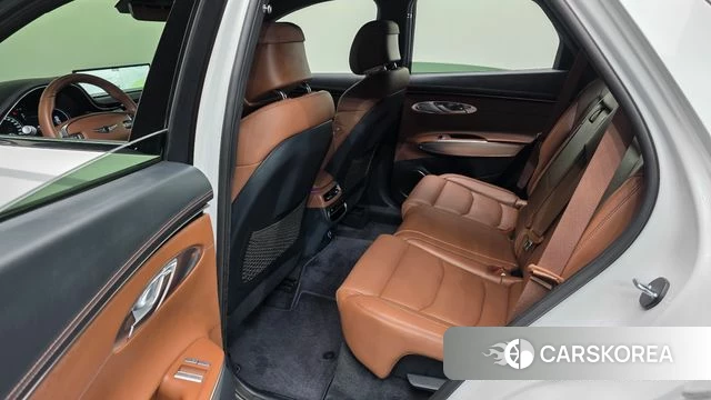 Genesis GV70 2022 Белый из Кореи, фото 2