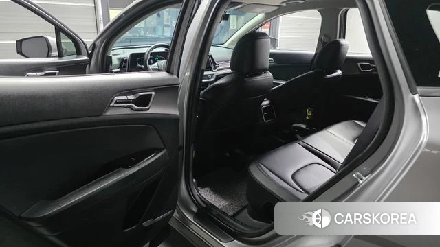 Kia Sportage 5th Generation Hybrid 2023 Серый из Кореи, фото 2