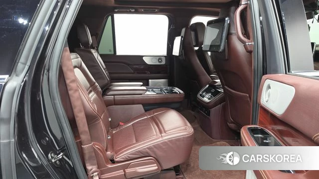 Lincoln Navigator 4th generation 2020 Черный из Кореи, фото 2