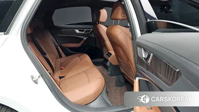 Audi A6 (C8) 2022 Белый из Кореи, фото 2