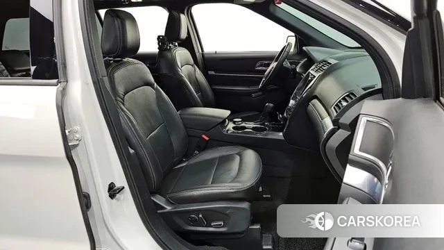 Ford Explorer 2018 Белый из Кореи, фото 2