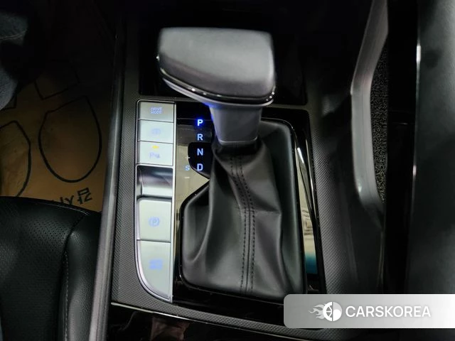 Hyundai The New Avante (CN7) 2023 Белый из Кореи, фото 2