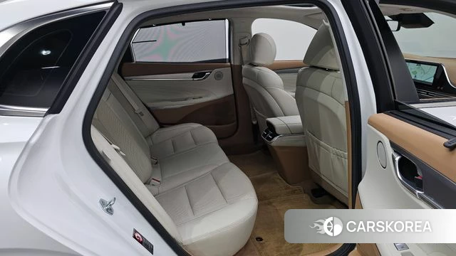 Hyundai The New Grandeur IG Hybrid 2022 Белый из Кореи, фото 2